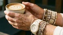 9 cose che tradiscono l'età di una donna. Eppure si possono sostituire facilmente